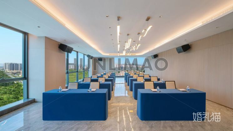 美华航空主题酒店-