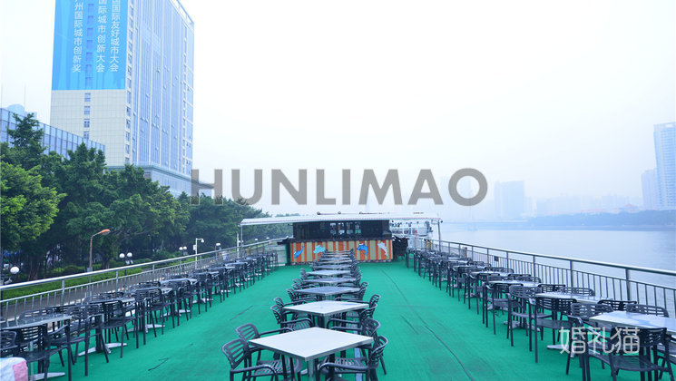 特步号游船-游艇-特步号-三楼大厅-全场