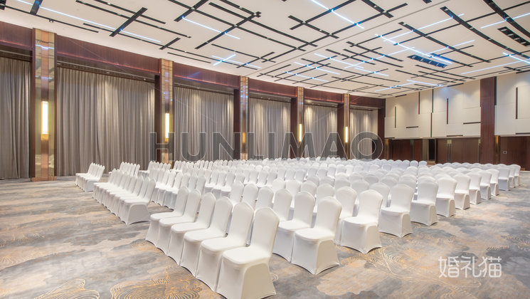 珠海粤财皇冠假日酒店-