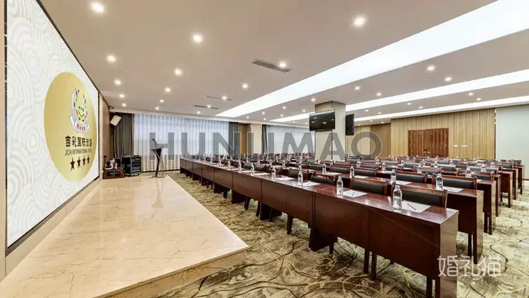 拉萨吉彩国际酒店(布达拉宫八廓街店)-