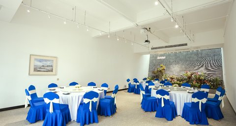 bh_c33b9618d26b48a490cec0f9b3c55414.jpg