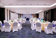 深圳市寶安體育館希爾頓歡朋酒店-