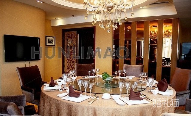 鞍山格林东方假日酒店-