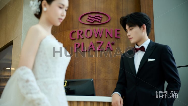 珠海粤财皇冠假日酒店-