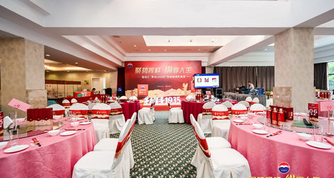 htl_688941599fd449c2bd8219ddeb8fbd64.jpg