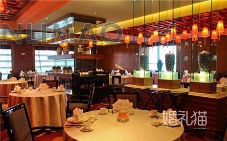 磐基皇冠假日酒店-