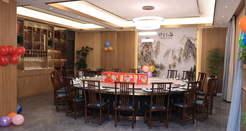 htl_a86a8d94ec4243bd8ce855b118e2d5cc.JPG