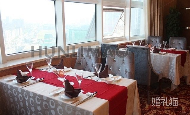 鞍山格林东方假日酒店-