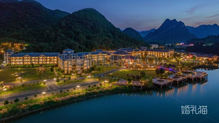 韶关乳源蓝山源岭南东方温泉酒店-