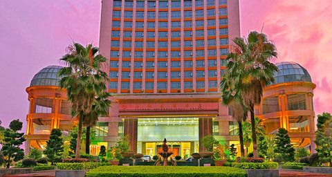 htl_dee026b49cf146ceaa79718570a74cf6.jpg