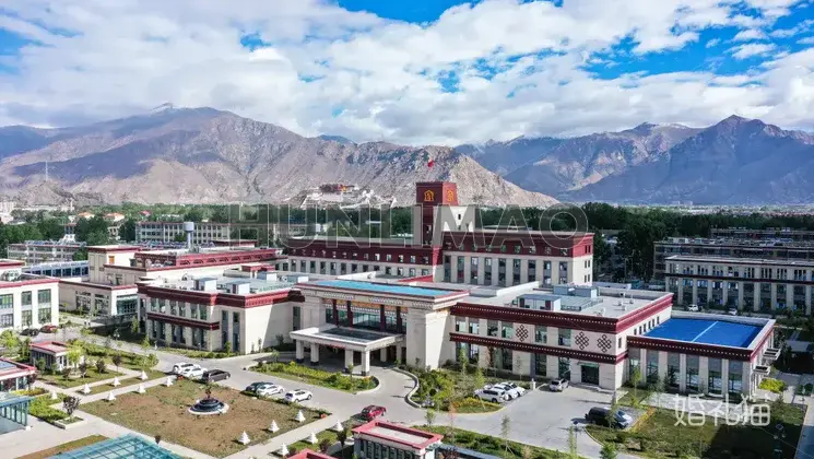 拉萨乃仓大酒店-