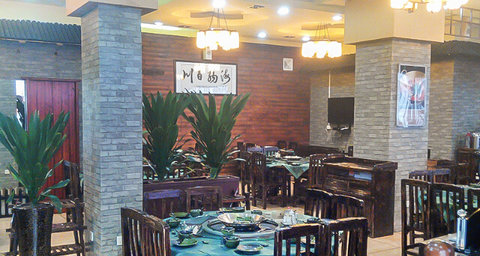 htl_ee843998aec242e1bf3d2a8f7a8b14f8.jpg