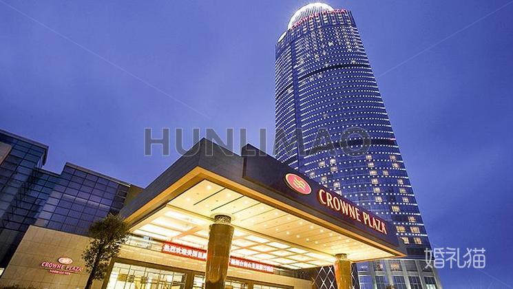 烟台南山皇冠假日酒店-