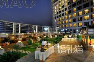 磐基皇冠假日酒店-