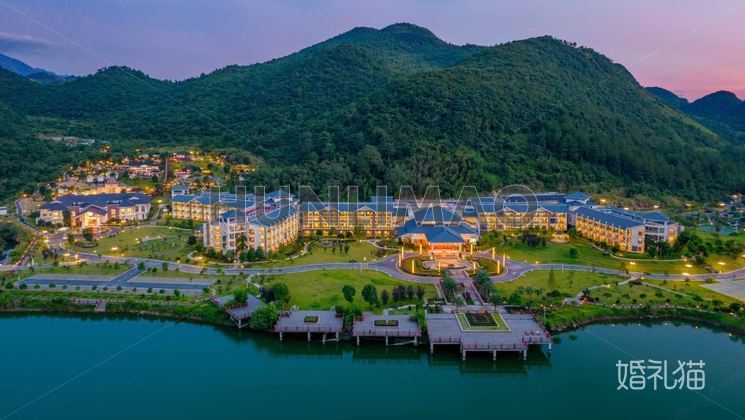 韶关乳源蓝山源岭南东方温泉酒店-